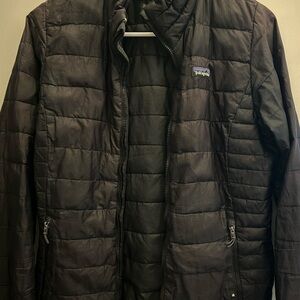 Patagonia Women’s Dark Quilted Puffer Jacket